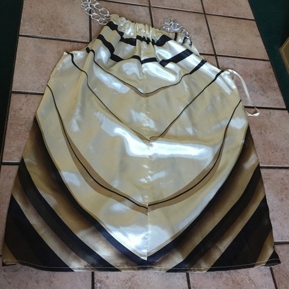 @ Carina top in size M BA - Picture 1 of 4